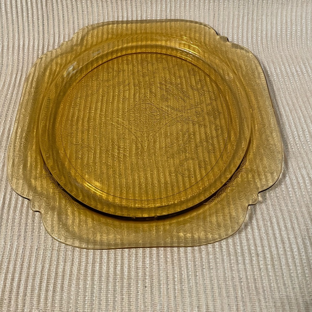 Madrid Amber by FEDERAL GLASS Dinner Plate